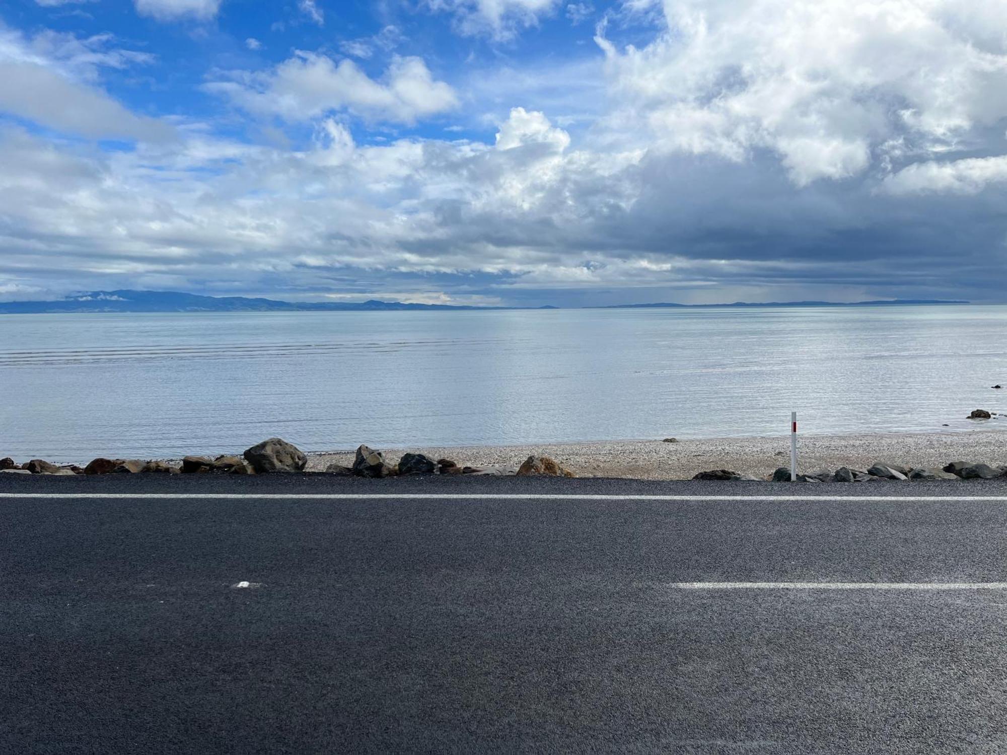 Te Mata Bay Seaviews Bed & Breakfast Tapu Eksteriør bilde